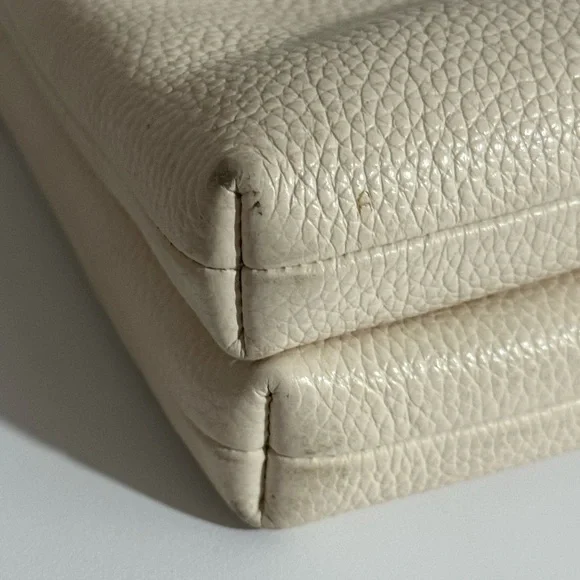 COACH Chalk Double Zip Lyla Purse/Wristlet Set with Bear Charm - Picture 5 of 16